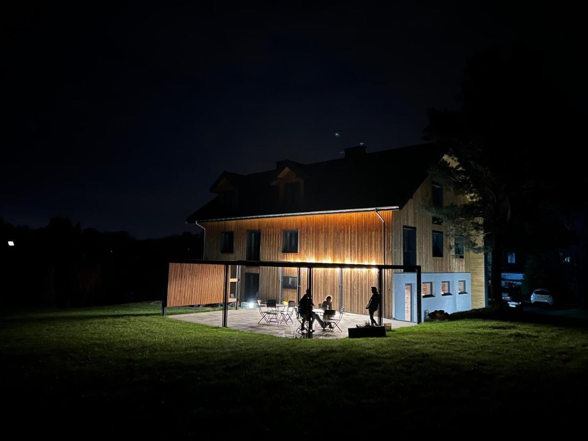 Garden Loft Villa Roczyny Eksteriør bilde